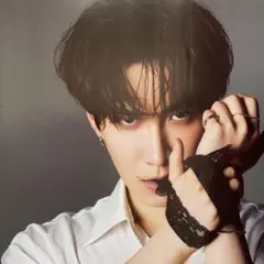 Item thumbnail for item 533fe5d6-9cc4-4ff7-90f4-9538c9a0ccc2