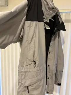 THE NORTH FACE マウンテンパーカー グレー/ブラック