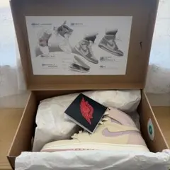 Air Jordan 1 Retro High OG クリーム/パープル