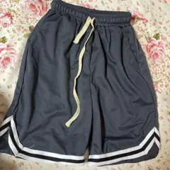 グレー メッシュ ハーフパンツ