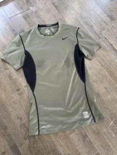 NIKE PRO COMBAT ナイキ　Tシャツ