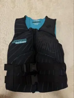 Stearns メンズ XLサイズ ライフジャケット 黒と黄色 新品 ジェット