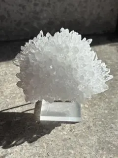 中国四川省産　菊花水晶クラスター　純白　キラキラ　553g 2026年最新】四川省菊花水晶クラスターの人気アイテム - メルカリ