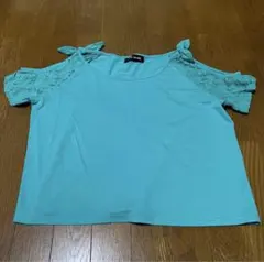 CECIL McBEE オフショルカットソー