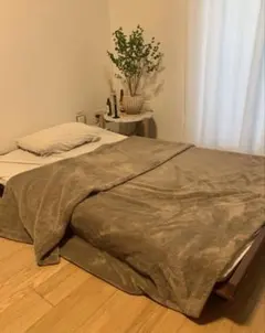 Item thumbnail for item 766df7c2-5b3b-48ba-828c-ebf40c47d49d