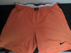 ナイキ DRI-FIT オレンジショートパンツ XL