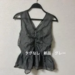 新品　しまむら　シアーベスト　フリルベスト　M グレーのサムネイル