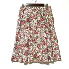 2782 バンベール 花柄 タック フレア ひざ丈 スカート　プリーツL レッドのサムネイル