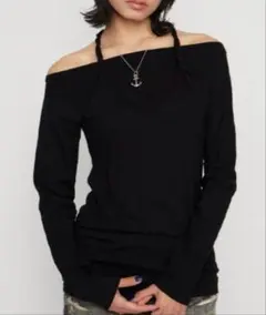 LAGUA GEM HALTER NECK CUTチュニック BLACKのサムネイル