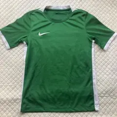 Nike Dri-FIT 緑 Mサイズ ショートスリーブTシャツ 145㎝