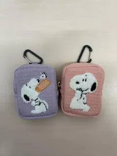スヌーピー　サガラ刺繍　ポーチ　カラビナ付き　2個セット