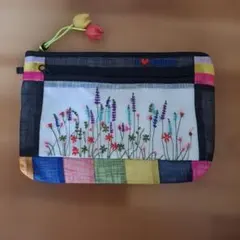 Item thumbnail for item 4b1b9ab4-54b3-4c58-b901-7a1ee48816eb