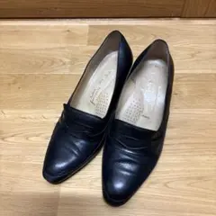 黒 スリッポンパンプス 中ヒール