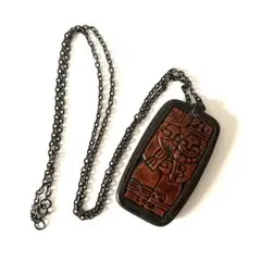 アイヌ ニポポ人形革製ペンダント♪ 黒色のチェーン付き