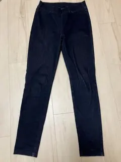 Item thumbnail for item f23c8274-0133-45f0-bdb9-e6ad92d5d4f5