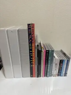 SHINee CD DVD まとめ売り 20点セット トレカ(ジョンヒョン)付き SHINee CD DVD まとめ売り 20点セット トレカ(ジョンヒョン)付き