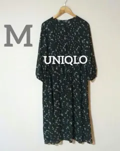 ユニクロ 小花柄シアー七分袖ワンピース ブラック