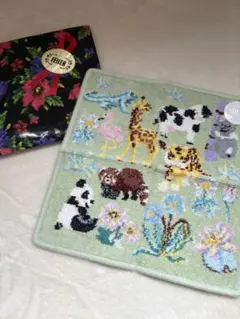 新品　フェイラー　ハンカチ動物と花の刺繍　Feilar