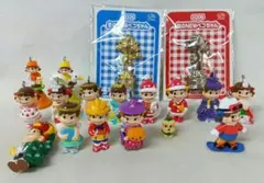 ペコちゃんグッズ　まとめ売り　18点　キーホルダー　ベル　金　銀のサムネイル