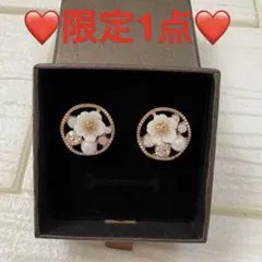 ❤️新品❤️Elepain 花モチーフ ピアス　可愛い　桜モチーフ　ゴールド　花　桜