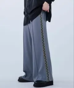 Ellno Loset ジャガードラインフレアパンツのサムネイル