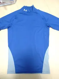 アンダーアーマー メンズ　モックネックシャツ　SSサイズ ハイネック