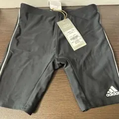 新品タグ付き　adidas スイムパンツ　130サイズ
