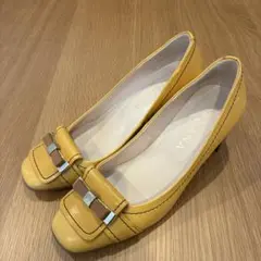 ローファー パンプス