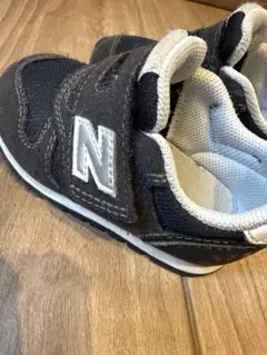 New Balance ベビーシューズ 12.5cm グレー/ブラック