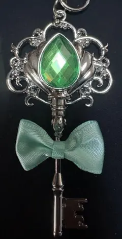 シークレットキーチェーン ディズニー アリエル