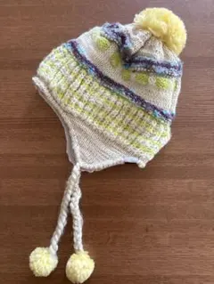 カラフルニット帽 ポンポン付き