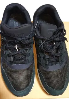 NEW BALANCE 880 FRESH FOAM 4E 25.5 黒