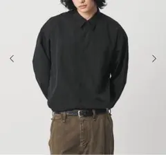 新品タグ付き　H BEAUTY&YOUTH 長袖シャツ ブラックのサムネイル