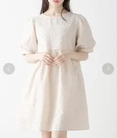 【美品✨】Honeys ハニーズ パフスリーブ ひざ丈ワンピース ホワイト 半袖