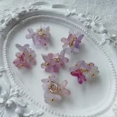 （h04）紫陽花（小花）型ビーズのハンドメイドパーツ　うすむらさき