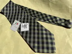 Item thumbnail for item d2c0b5d2-a3eb-412f-a442-ce34563ef293