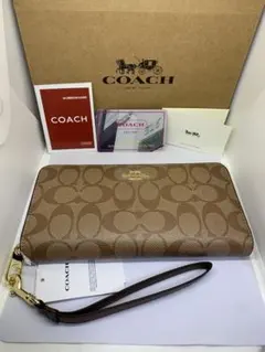 COACH　コーチ　C4452　長財布　ラウンドファスナー　シグネチャー　PVC