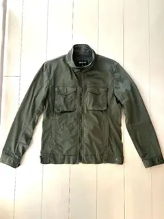 オリーブ ミリタリージャケット