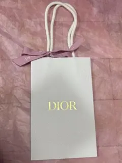 DIOR ショップ袋 ホワイト リボン付き