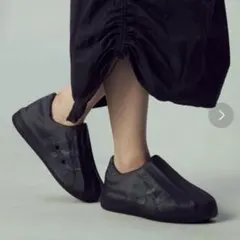 adidasoriginals ブラック スリッポン 25