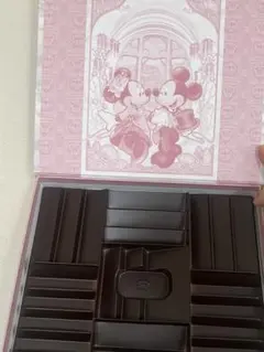 東京ディズニーシー ファンタジースプリングスホテル チョコレート箱のサムネイル