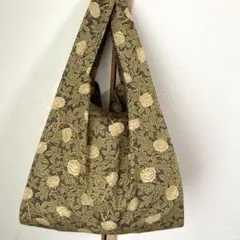 Item thumbnail for item e71d175a-bb64-4d51-bbd6-629d464defa7