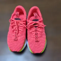 Nikeモティバ 　ウォーキングシューズ