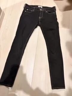 GYDAスキニーデニム