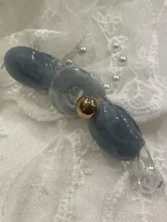 グレー ビーズ付きバナナクリップ 約10cm