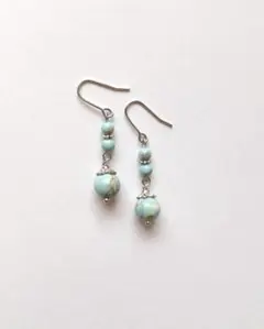 空色ターコイズのピアス/樹脂フック/樹脂ノンホール/サージカルステンレス