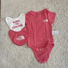 THE NORTH FACE ピンクロンパース・ビブセット