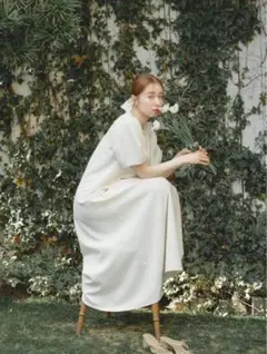 hinari ヒナリ　袖タックフレアワンピース