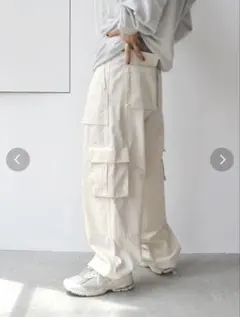 新品タグ付】Ungridアングリッド ミリタリーボリュームルーズ パンツ