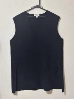 COS ネイビー　ウール混Ｖネックベスト